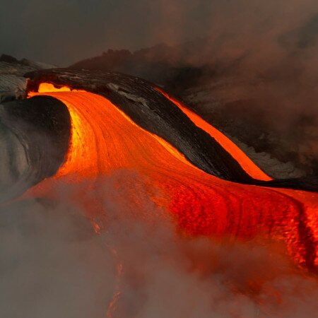 Kitört a Föld legnagyobb működő vulkánja