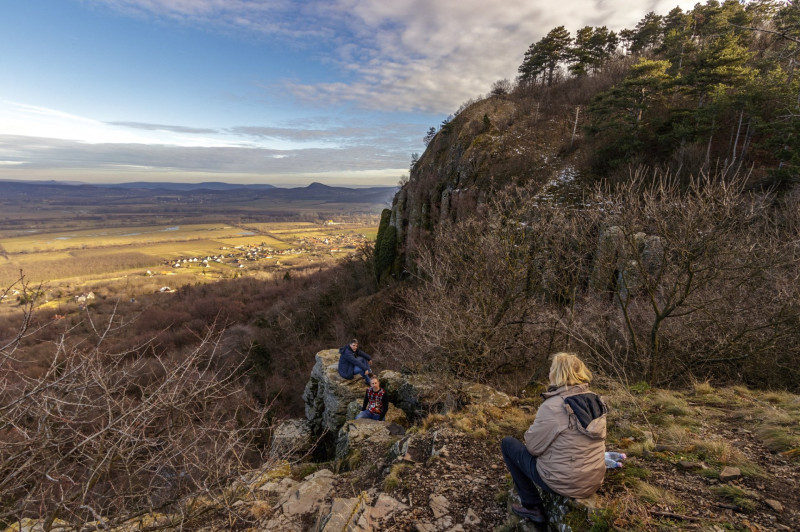 01 ez-a-kilatas-nem-a-csucsrol-hanem-kicsit-lejjebb-a-kokaputol-nyilik Farkas Peter