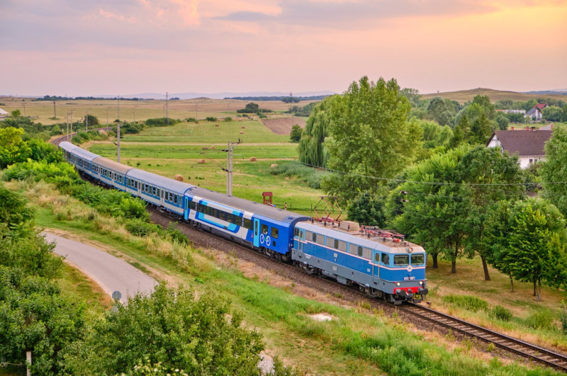 03_4006_XS101578_240719_