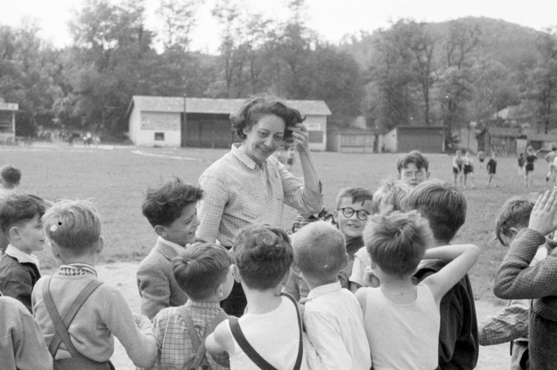 03 ELOTTE-UTANA Osztálykirándulás patakfasor-1955