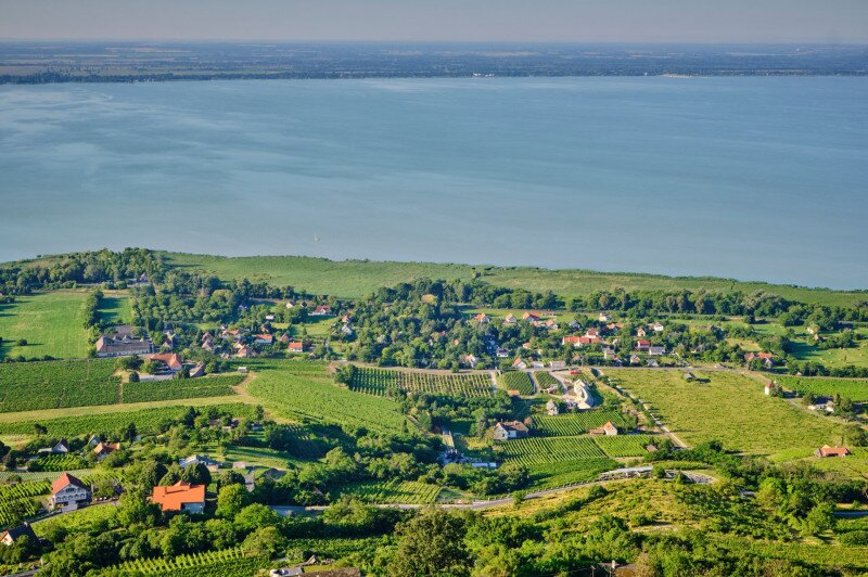 0537_XS107042_240615_