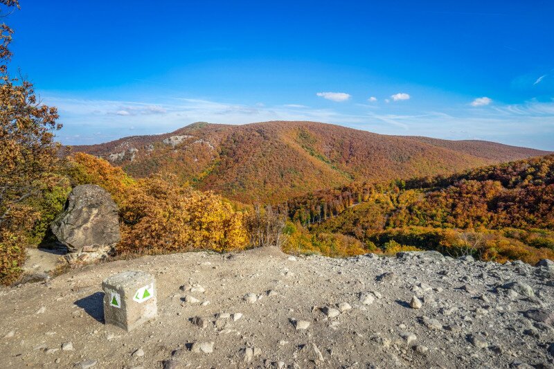 06 Keserűs-hegy tömbje (Rám-szikla) FOTO Dömsödi Áron