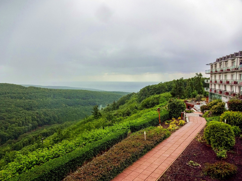 11. pazar kilátás az Ózon Hotel kertjéből