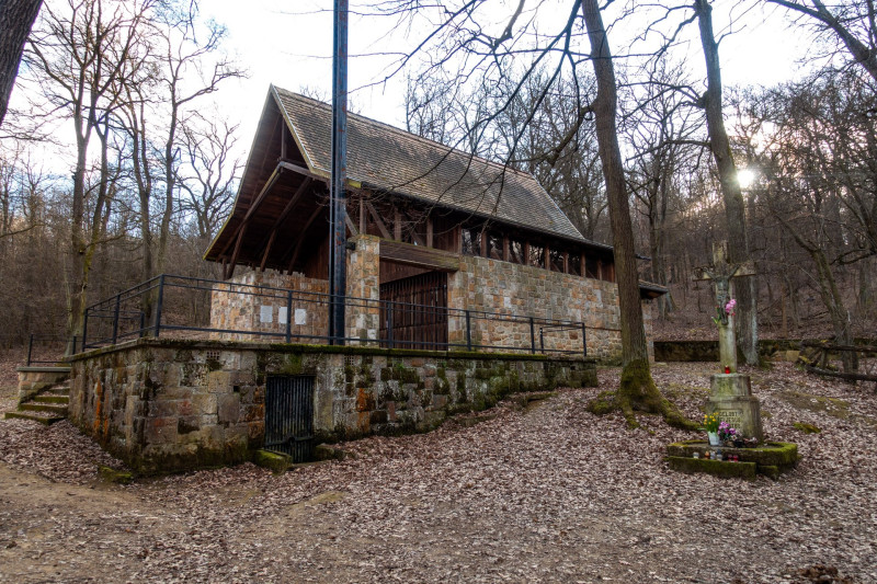 22 Szent-kút, kápolna