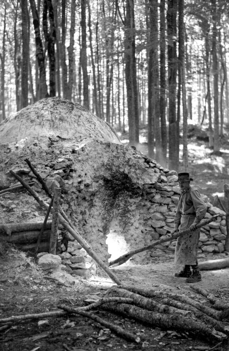 24 Mészégető telep Bükk-hegység, 1955 körül NAGY FOTO Bence Pál