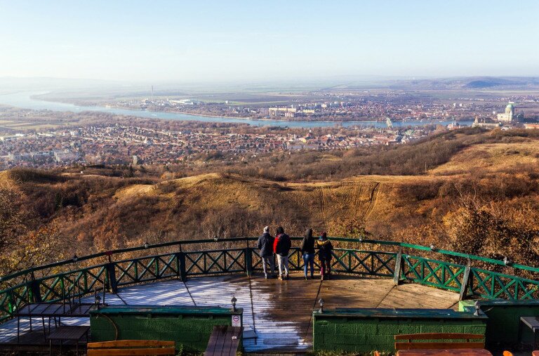 Könnyű túrák adventi vásárok közelében