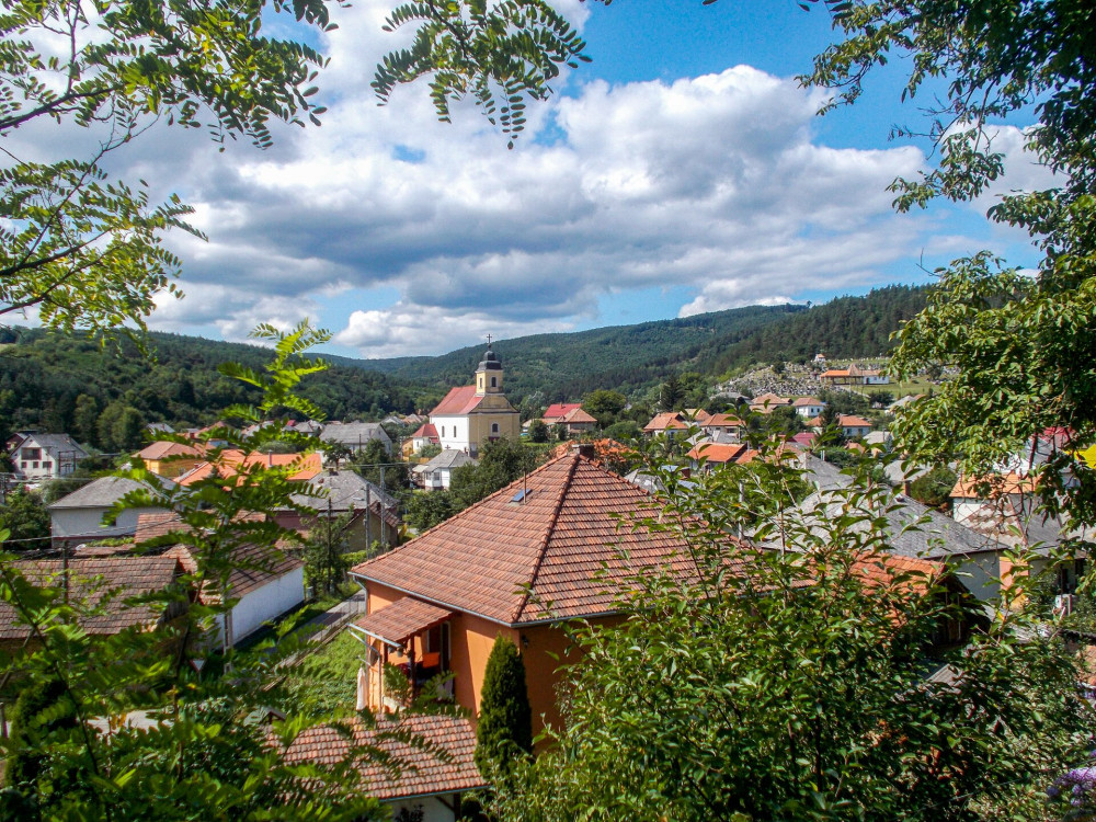 5. Bárna