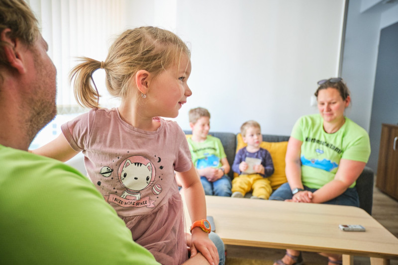 6047_XS107411_250610