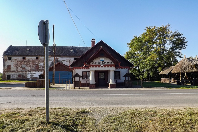 7 Kurta Kocsma Zsáka