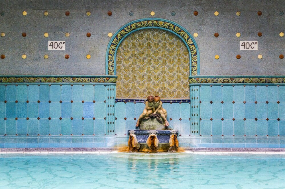 A férfi termálfürdő a budapesti Szent Gellért Gyógyfürdőben