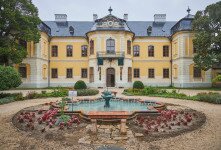 A kastély, amit két földrengés is megrongált