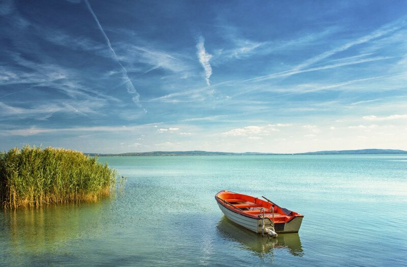 Balaton csónakkal