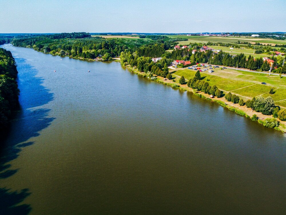 Borostyán-tó