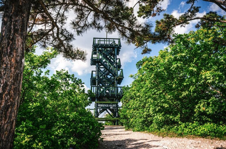 Lezárják a Keszthelyi-hegység egyik kedvelt panorámatornyát