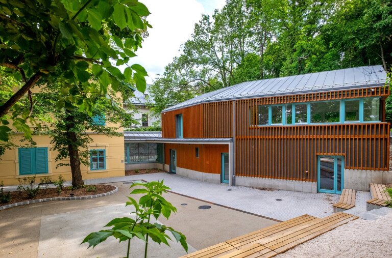 Már hétvégén is látogatható a Jókai-kert
