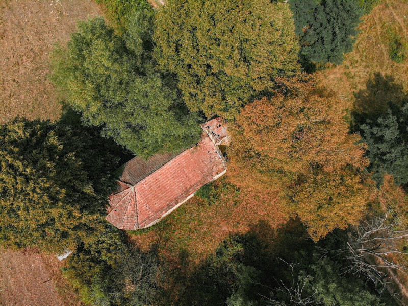 DJI_0332_Cserfekvési templomrom_FOTO-SOMO