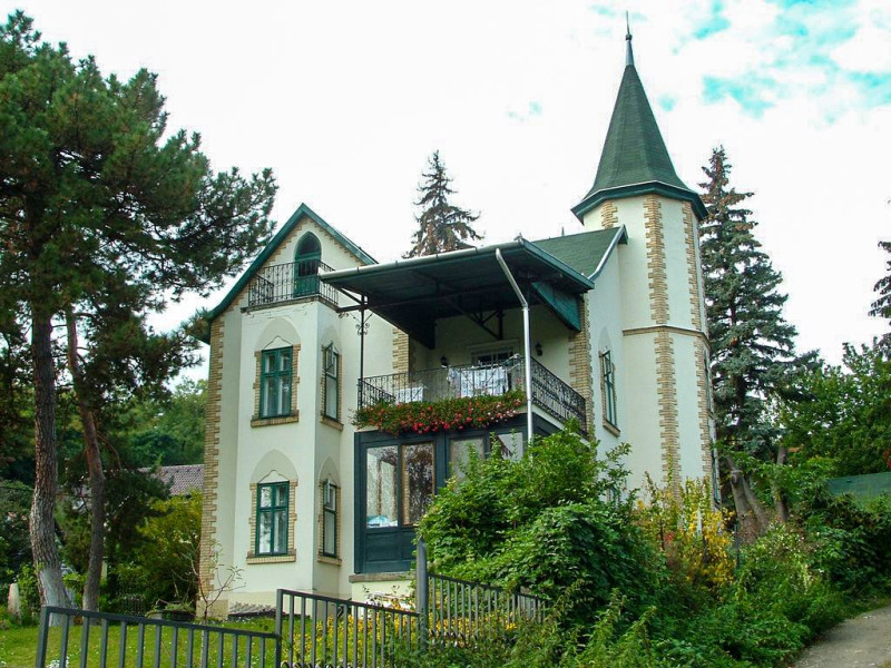 Gyulai Pál utca 40 Brooser-Konkoly-villa04