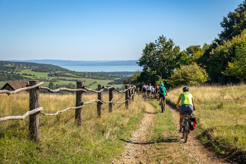 Horizont kerékpárút