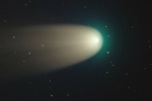 Íme az utóbbi évtizedek egyik leghosszabb csóvájú üstököse