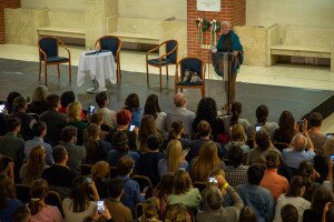 Ismét Magyarországon járt  Jane Goodall, a remény nagykövete