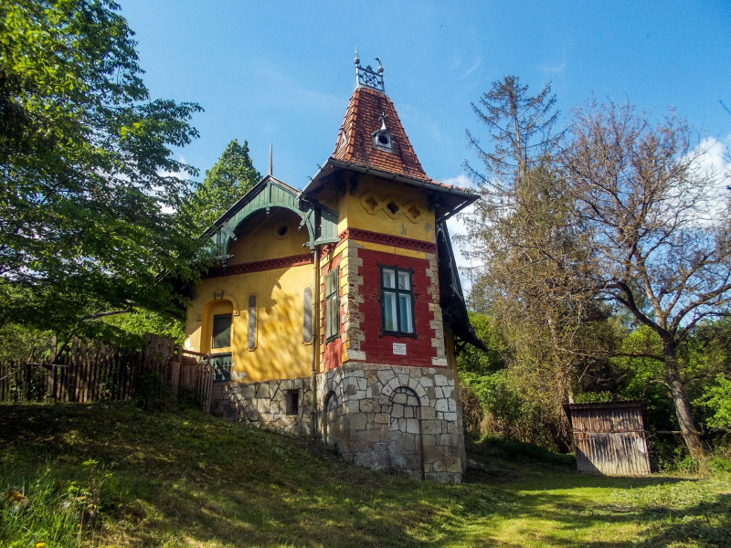 Károlyi gróf vadászkastélya