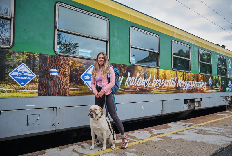 kéktúra vonat mozdony jenbacher