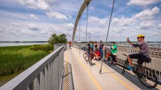 Könnyed Tisza-tavi tekerés gasztroélményekkel