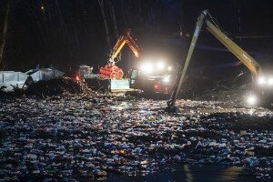 Küzdelem a tiszai hulladékáradattal 