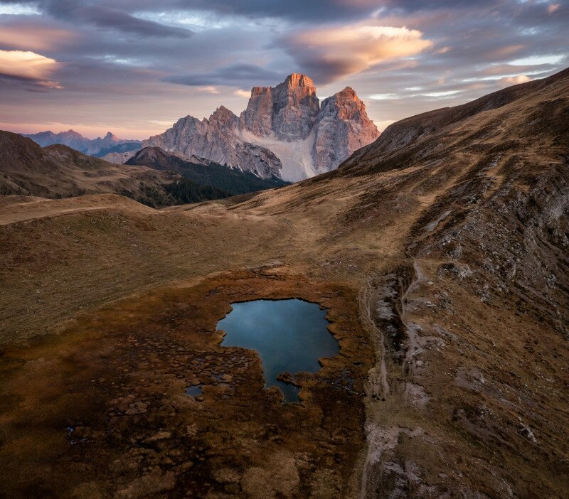 Lago delle Baste mögötte a Monte Pelmo