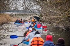Lecsorogtunk a kézmeleg Hévízi-csatornán – Videó!