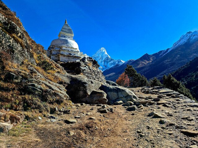 Leülök, hogy a lelkem is utolérjen, avagy ilyen volt az Everest Base Camp trekking