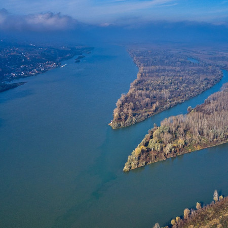 Magával ragadó kisfilm a Duna és a Tisza találkozásáról