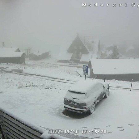 Megérkezett az első hó a Hargitára