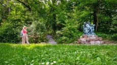 Meglestük az újranyitott Jókai-kertet a Svábhegyen