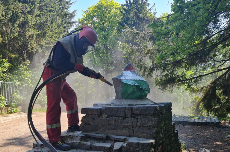 Megszépült az ország emblematikus csúcsköve