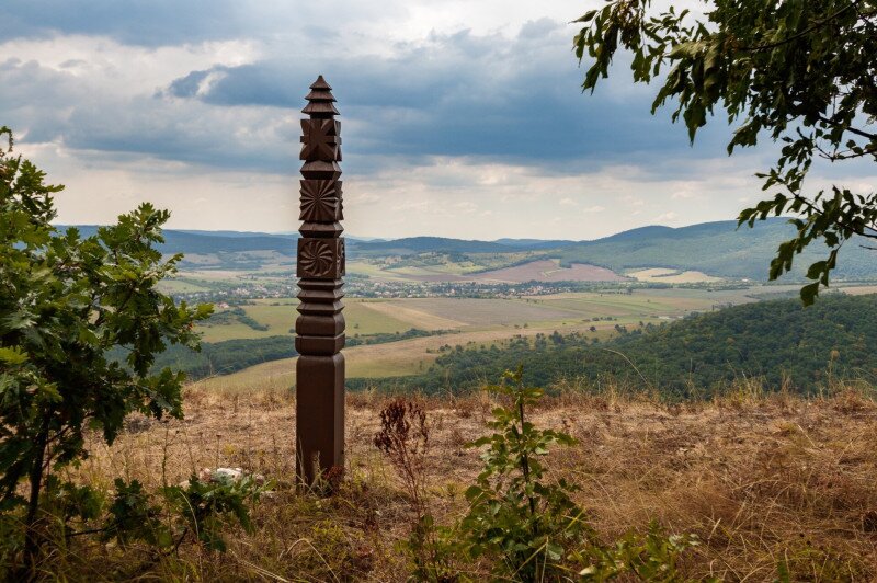  Michalik Tamás kopjafája Nagy-Kő-Hegy Lokó Pihenő