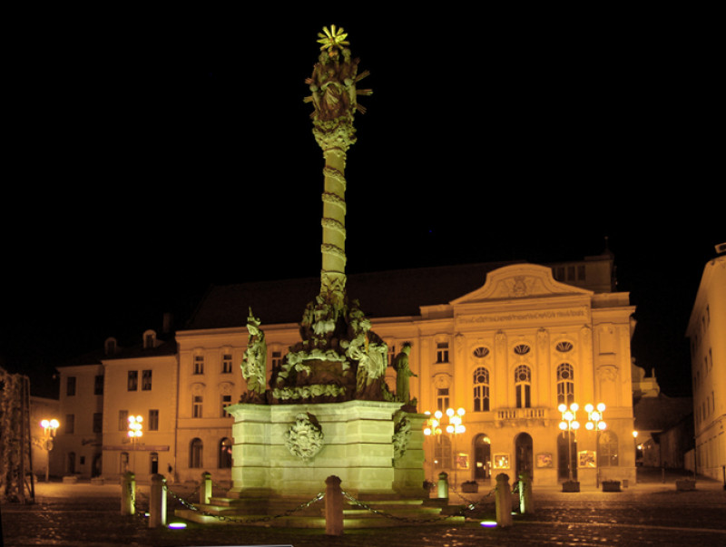 naygszom-henry-muhlpfordt.jpg