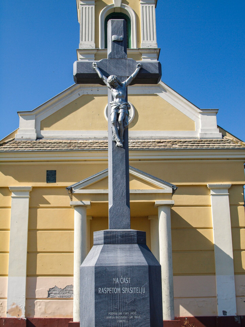 P3237765_Vodica-kápolna márványkereszttel_FOTO-JA