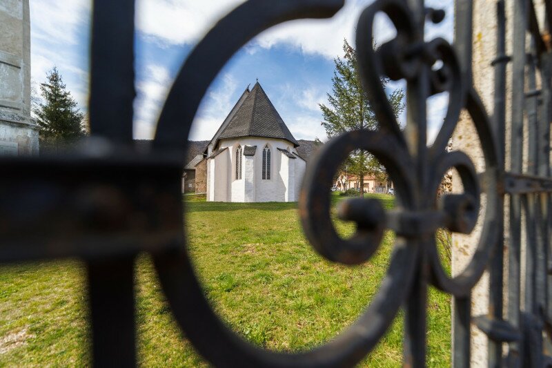 Pelsőc gótikus református temploma
