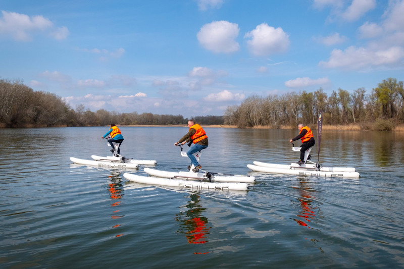 Schiller waterbike vízibicikli