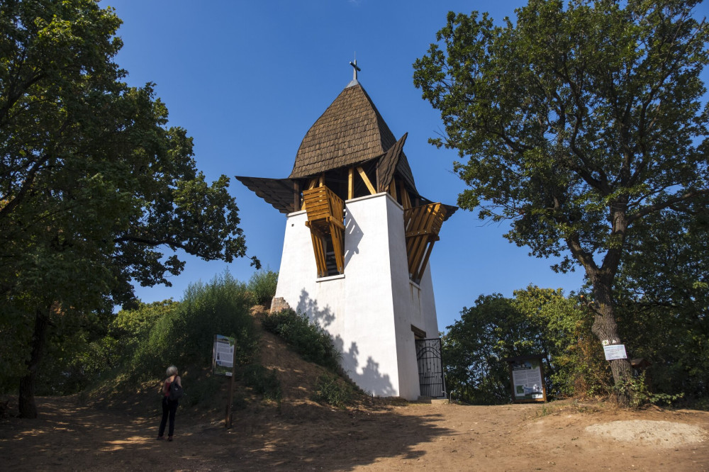 Szent László kápolna és kilátó