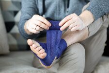 Tényleg segít a boka rögzítése a gyógyulásban?