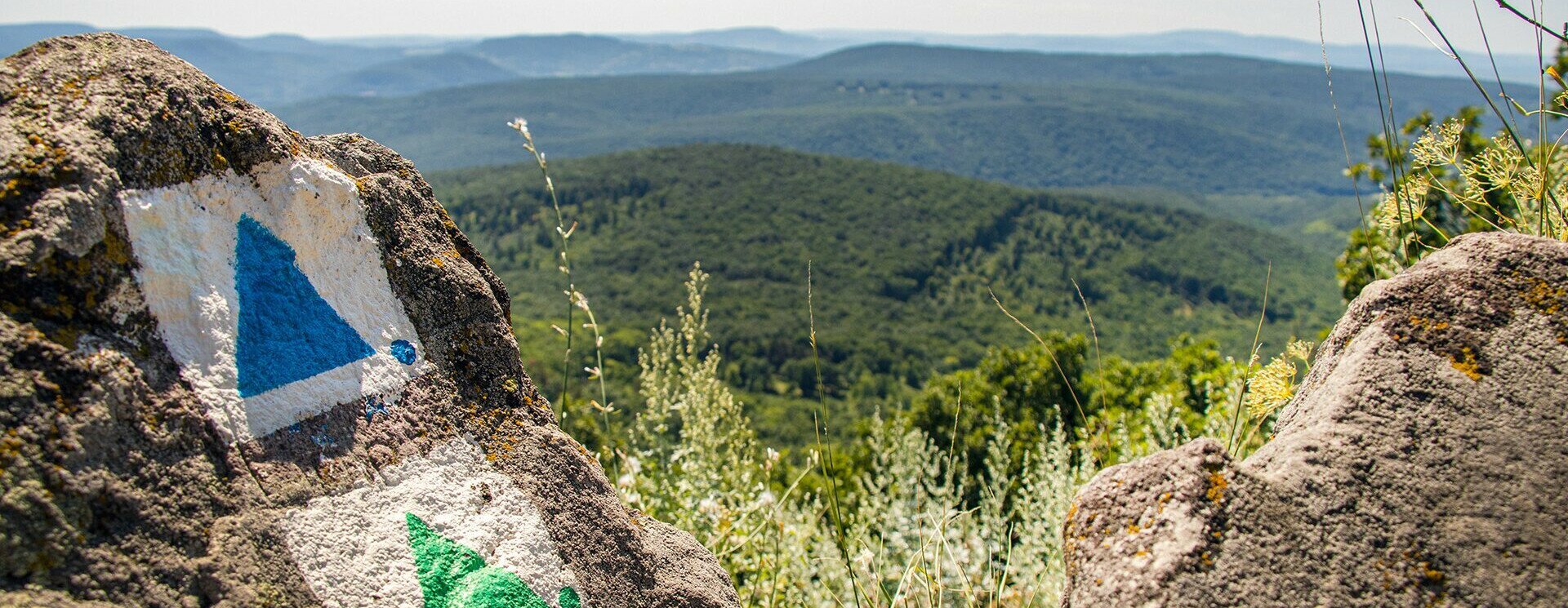 Turista Magazin - Koloska-völgyi kirándulás vadregényes sziklákkal és festői kilátásokkal