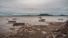 Van, ahol sétálni lehet a Balaton medrében