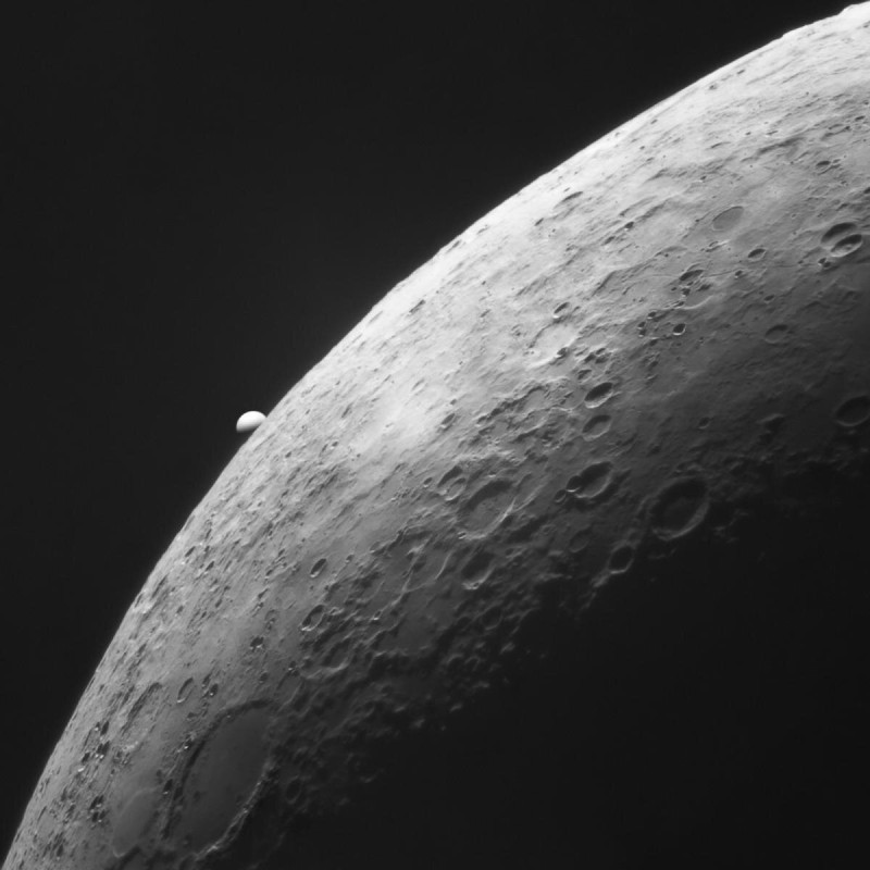 Venus and the Moon in Infrared © Lóránd Fényes - Astronomy Photographer of the Year 2024 Our Moon